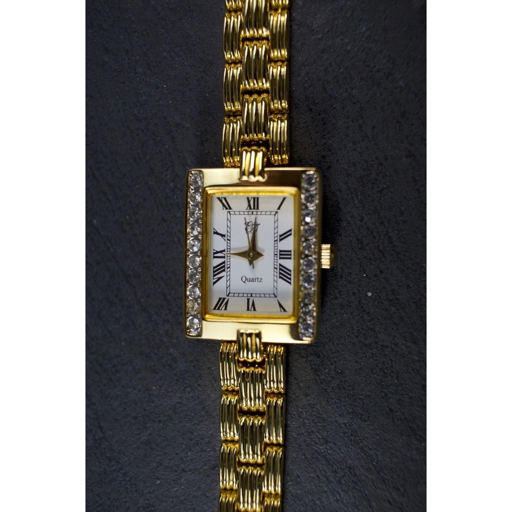 GORGEOUS Elizabeth Taylor Gold Tone Rhinestone Quartz Watch w/Box & NEW BATT